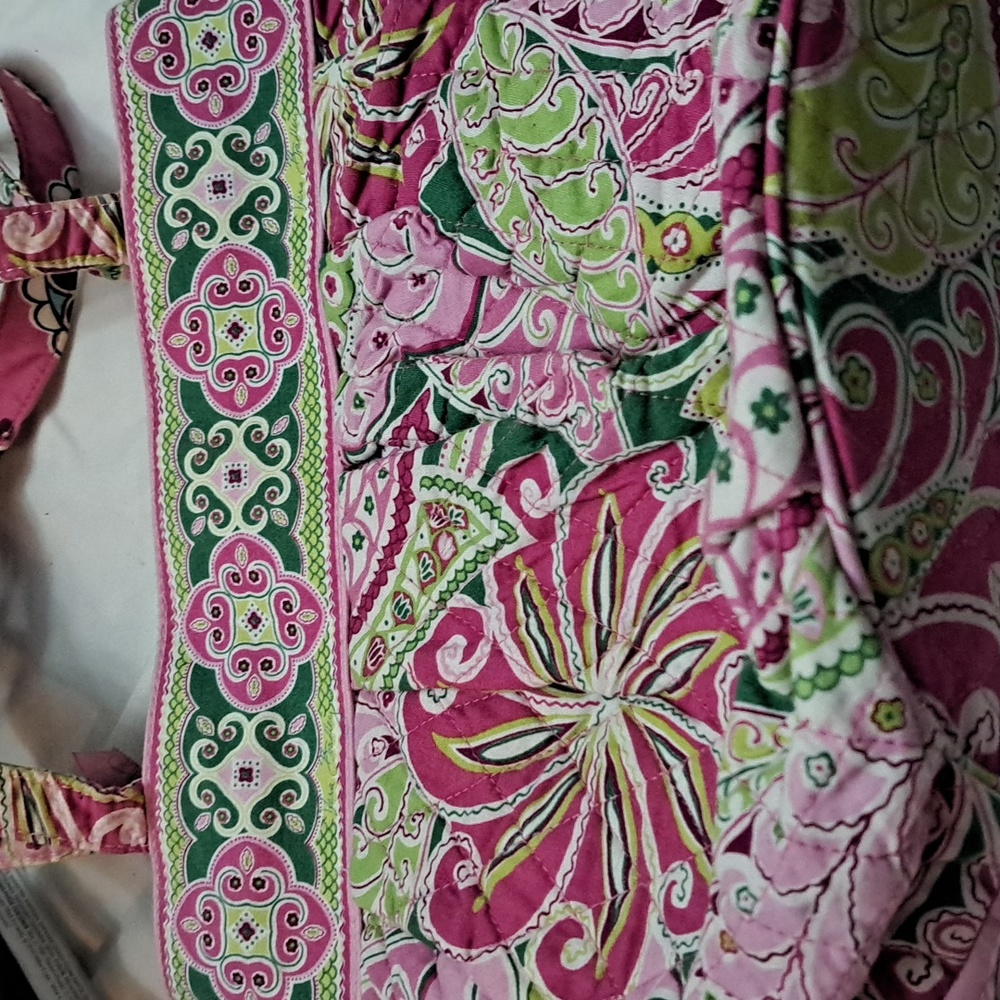 Vera Bradley Lg. Over the shoulder retired print morgan